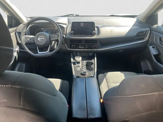 Used 2024 Silver Nissan S image 10