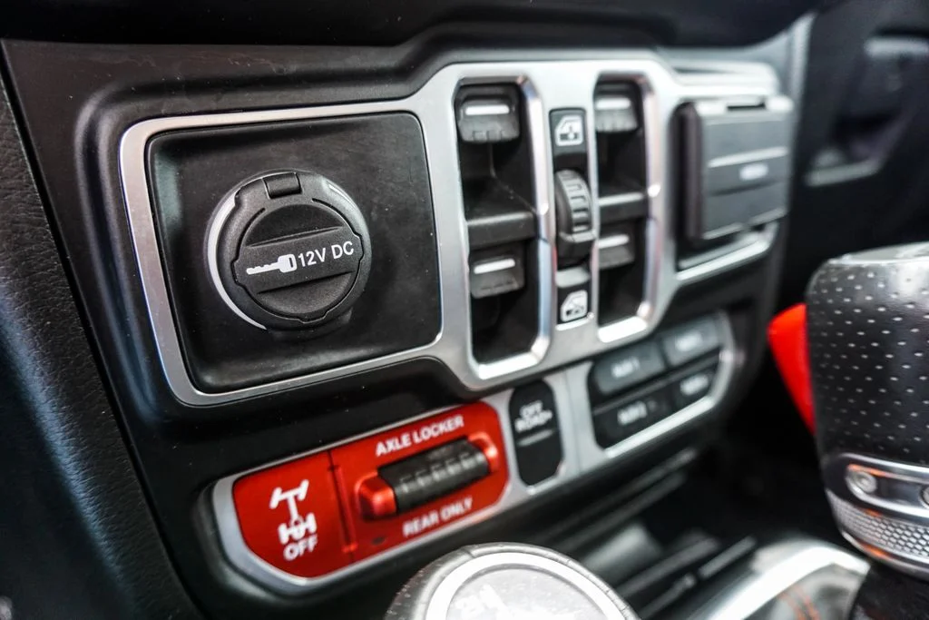 Used 2022 Black Jeep Mojave image 22