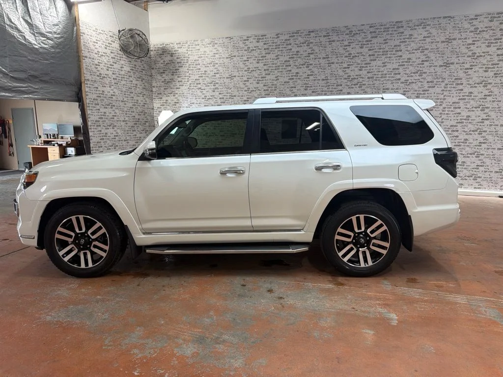 Used 2020 Blizzard Pearl Toyota Limited image 4