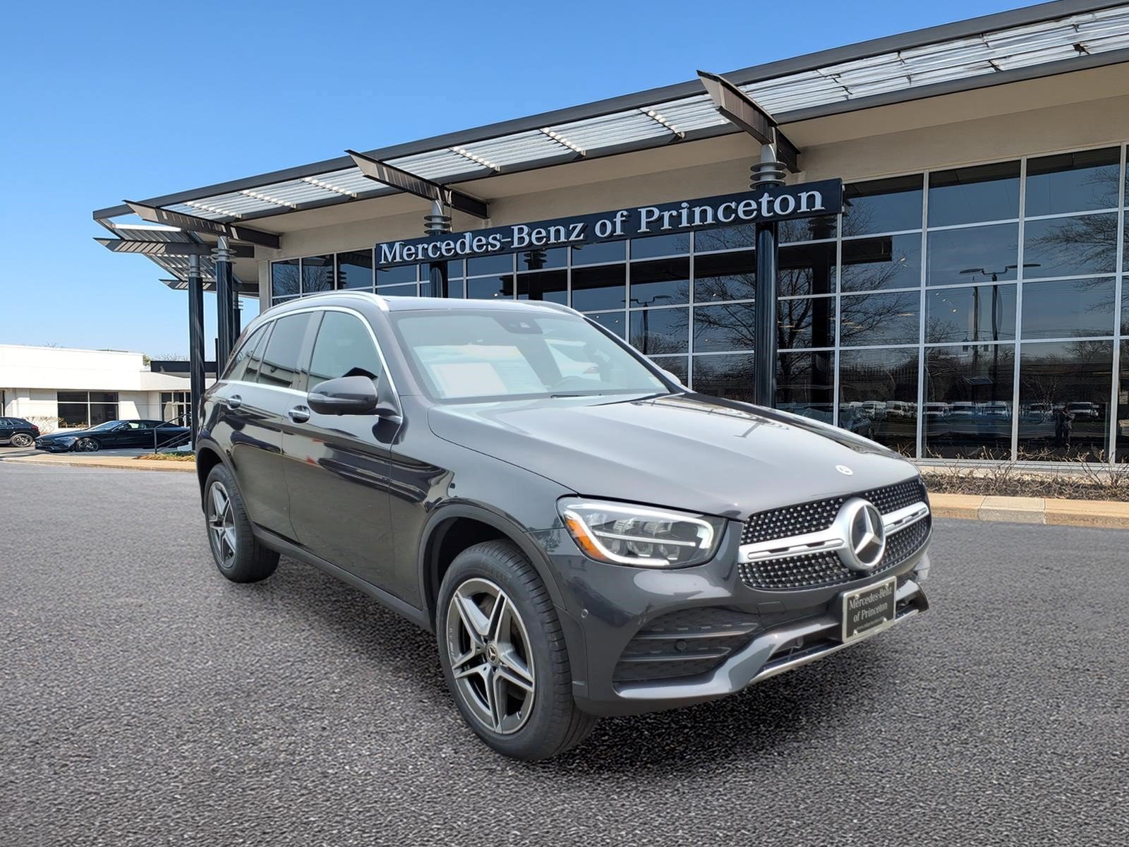 Certified Used 2022 Graphite Grey Metallic Mercedes-Benz GLC 300 4MATIC® SUV image 1