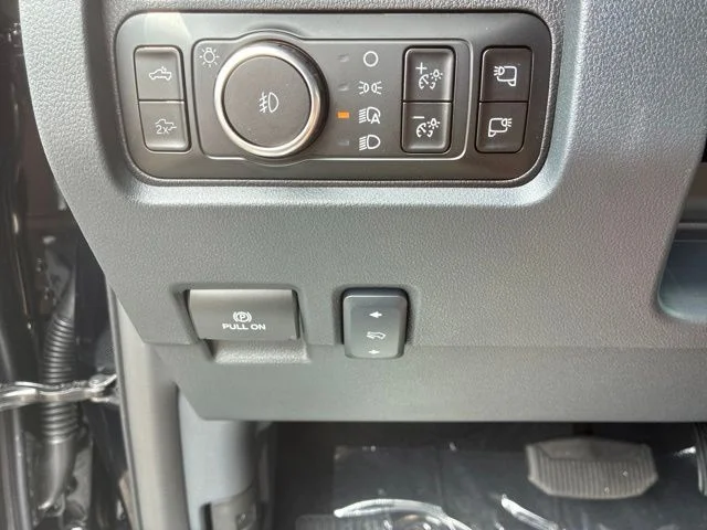 New 2026 Agate Black Metallic Ford F-350® Lariat® image 35