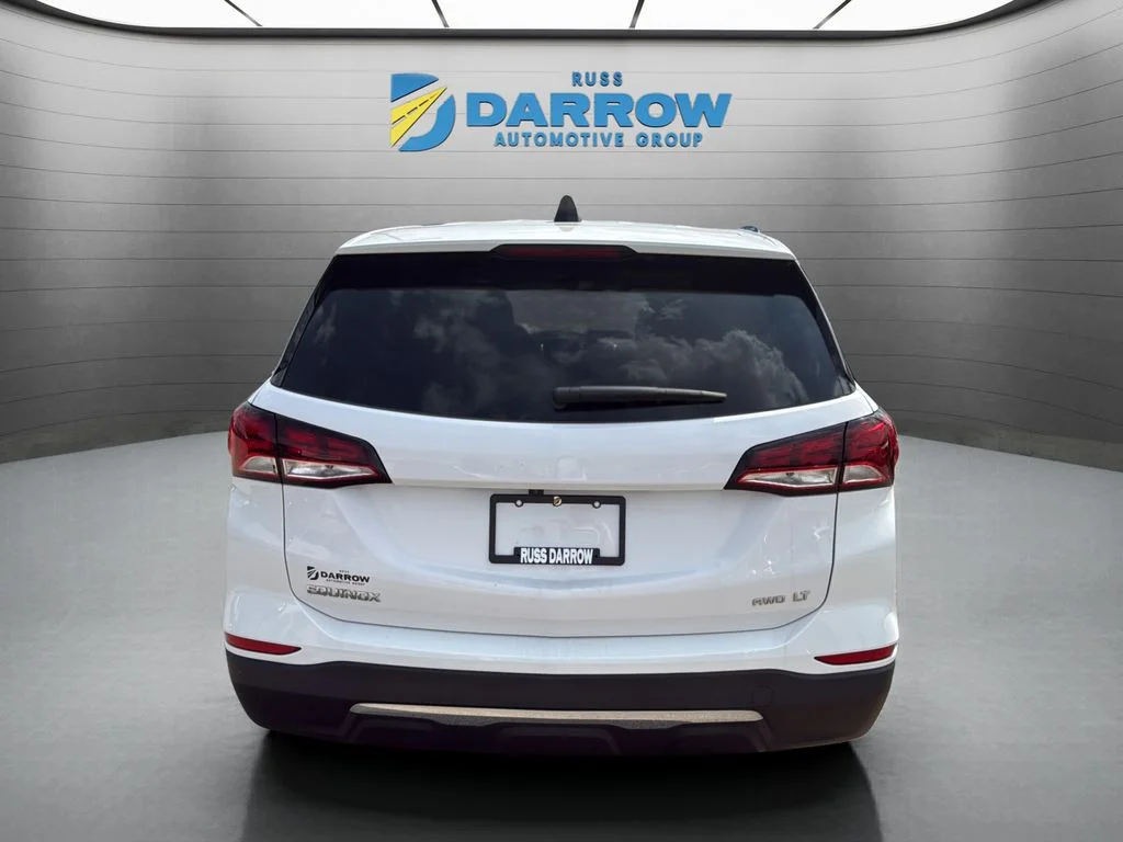 Used 2022 White Chevrolet LT image 4