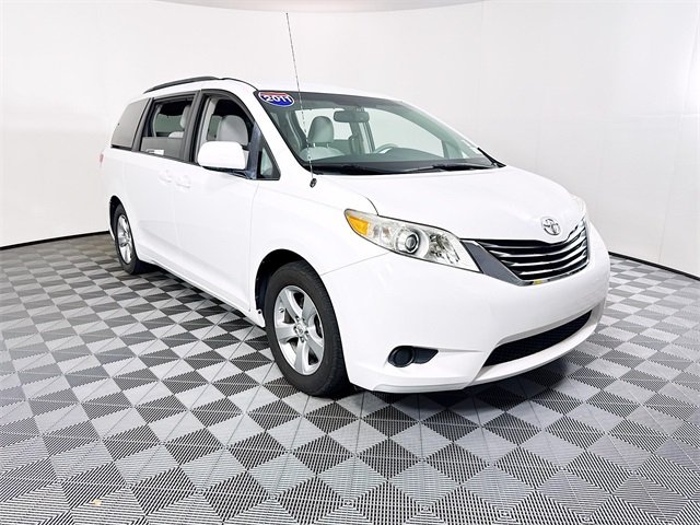 2011 Toyota Sienna LE