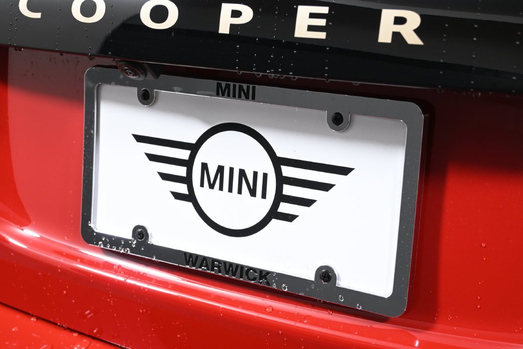 Used 2026 Red MINI  image 22