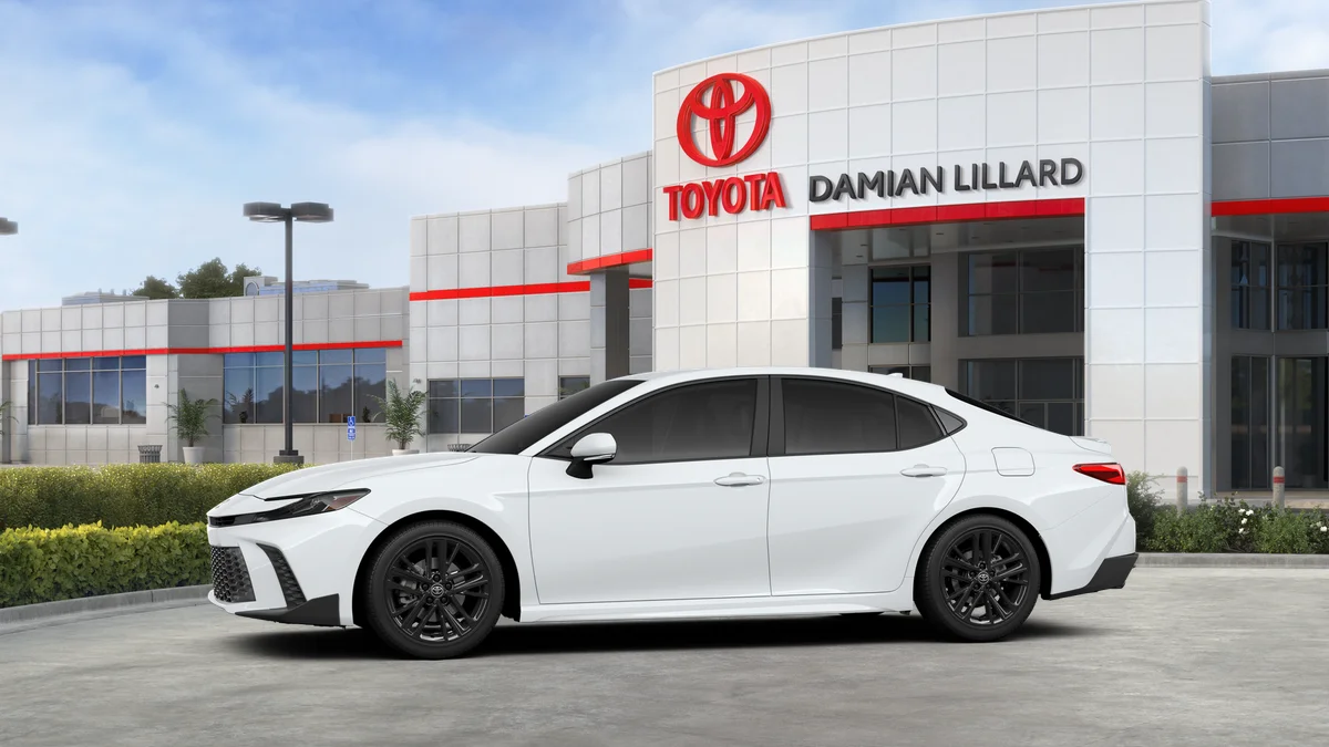 New 2026 Ice Cap Toyota SE image 3