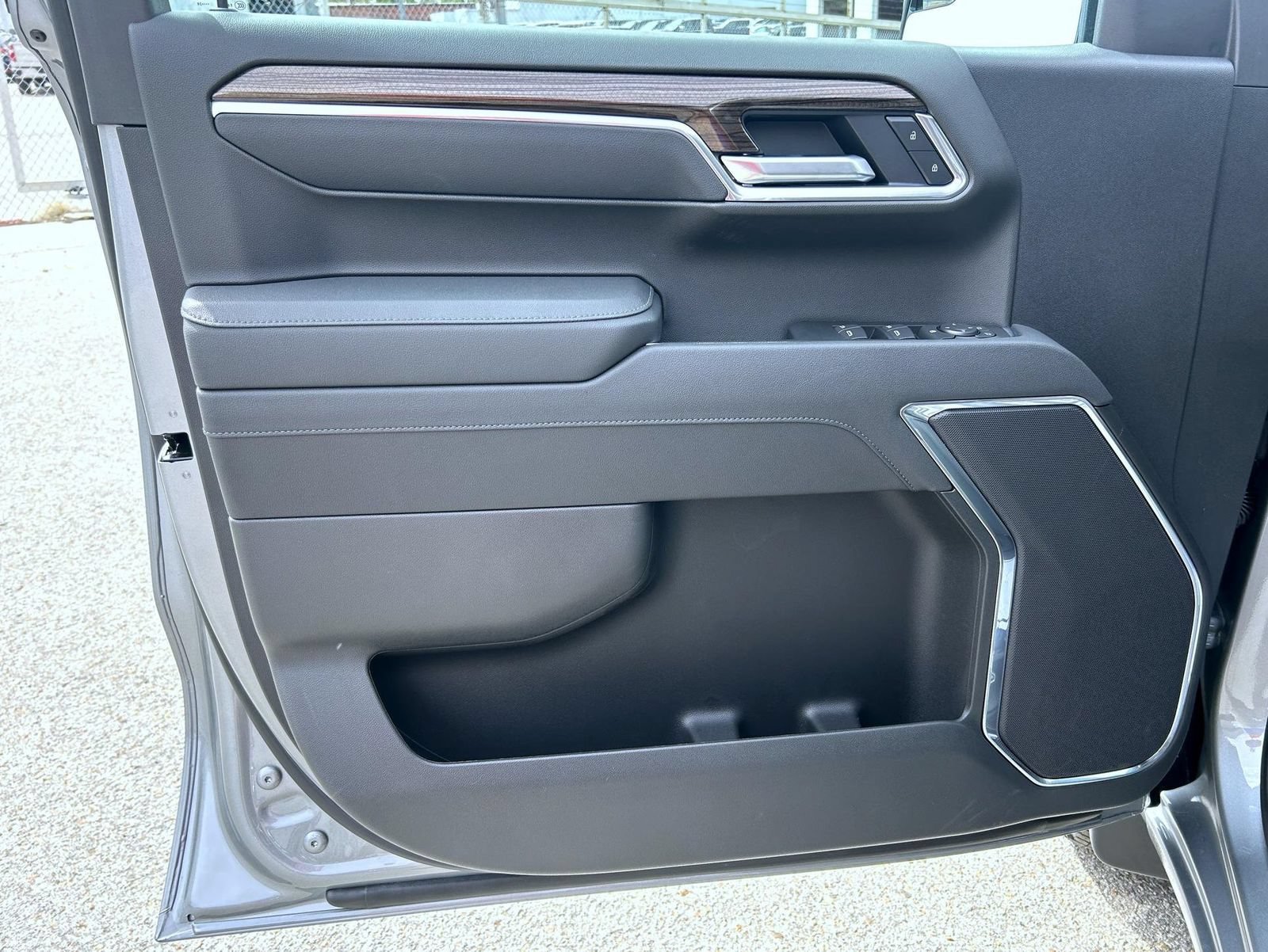 2026 Chevrolet Silverado 1500 LT - Photo 11