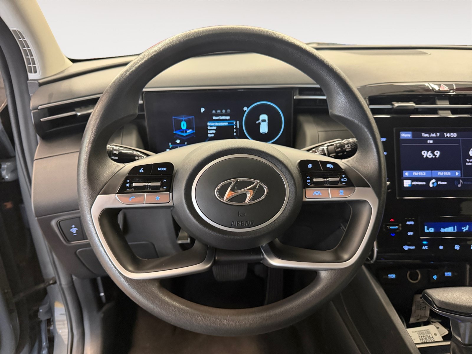 Used 2024 Hampton Gray Hyundai SEL image 14
