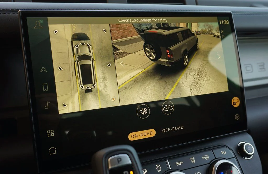 New 2026 Santorini Black Land Rover V8 image 27
