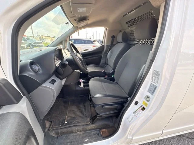 Used 2020 White Nissan S image 8