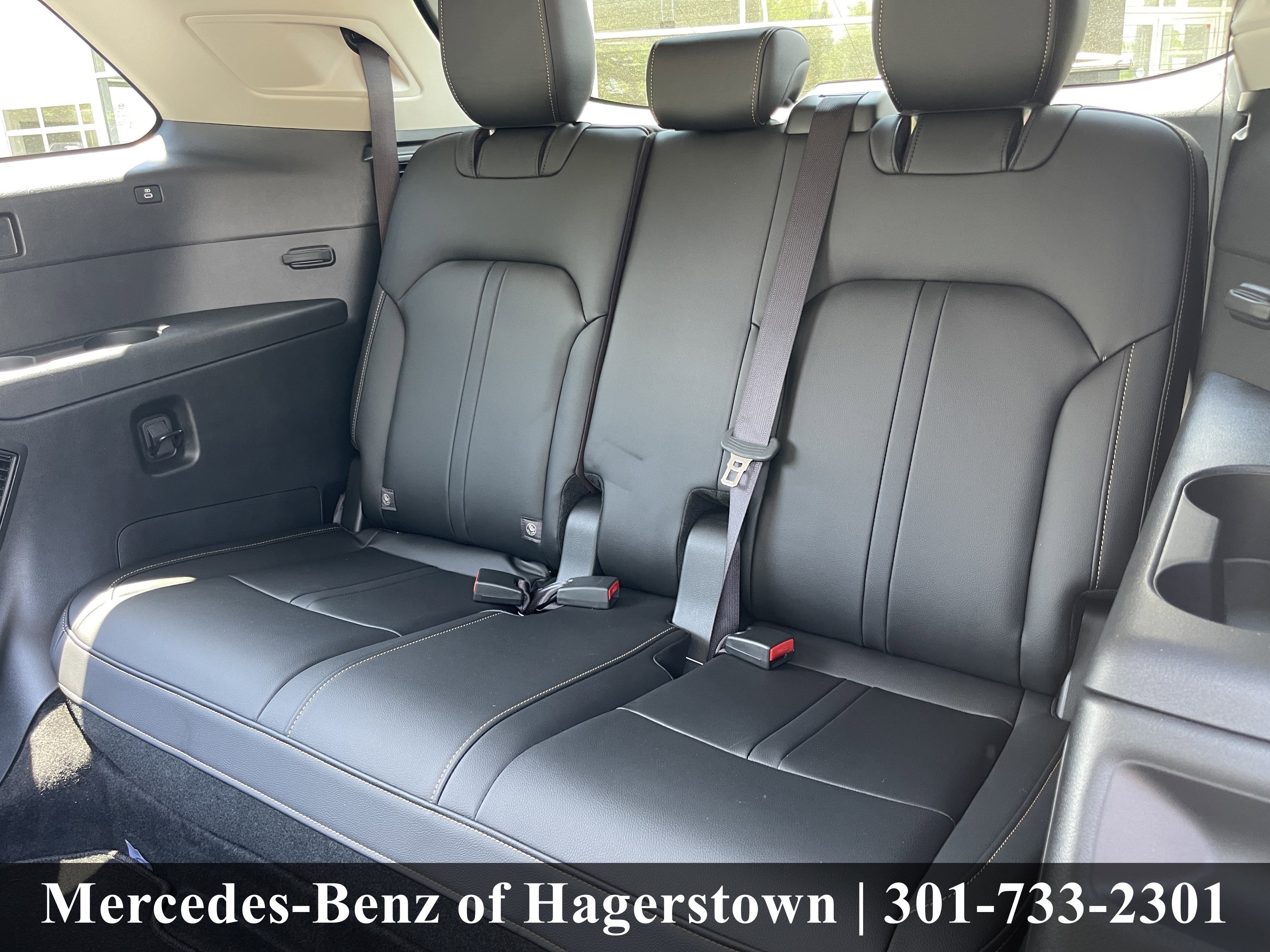 Used 2024 Deep Crystal Blue Mica Mazda Preferred AWD image 33