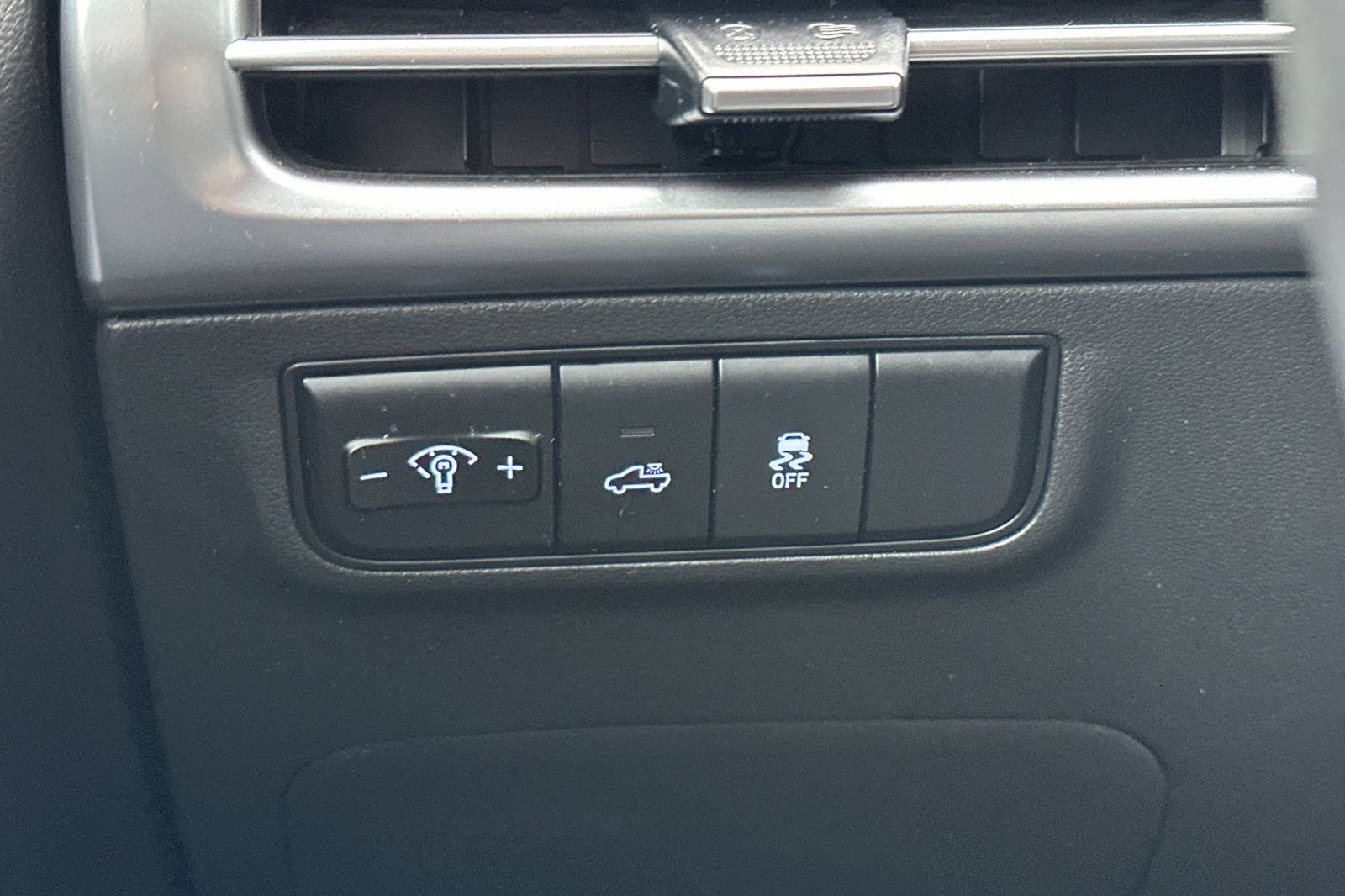 2025 Hyundai Santa Cruz SEL - Photo 29