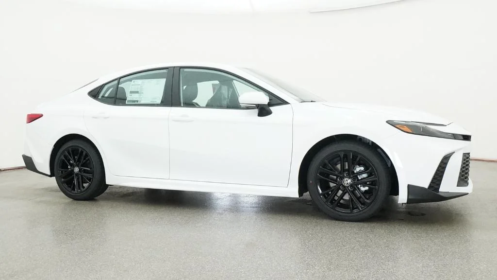 New 2026 Ice Cap Toyota SE image 7