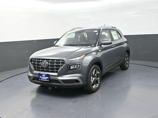 New 2026 Gray Hyundai SEL image 4