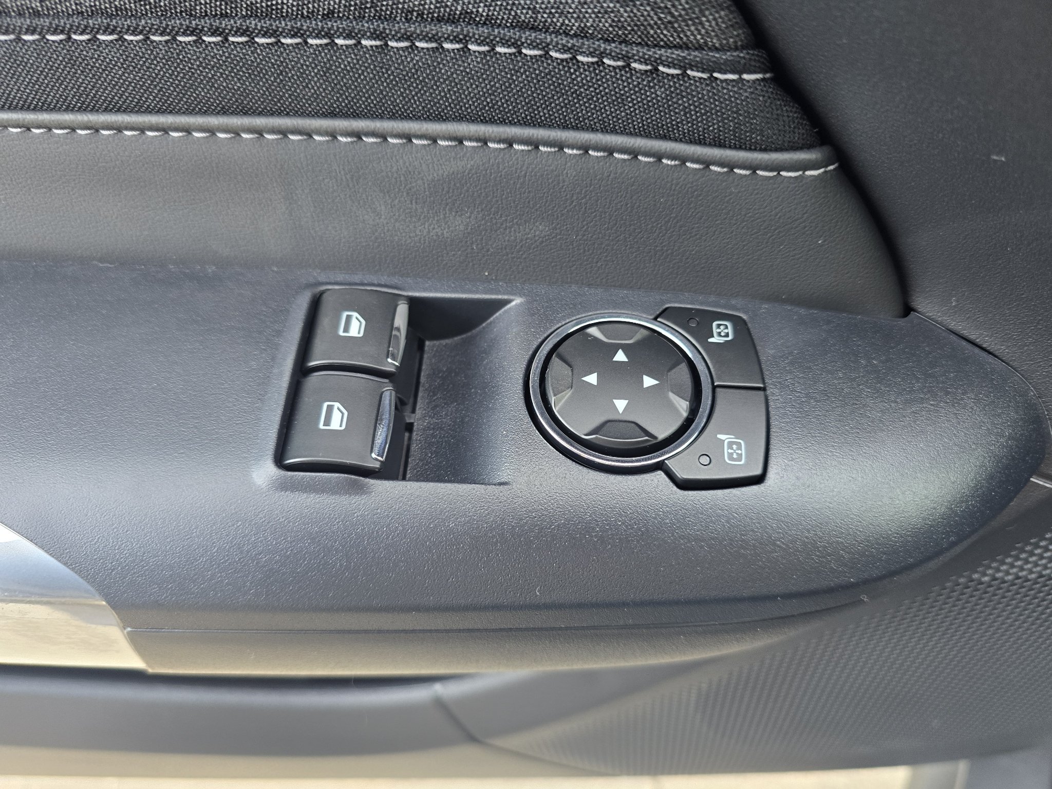 New 2026 Carbonized Gray Metallic Ford EcoBoost® Fastback image 11