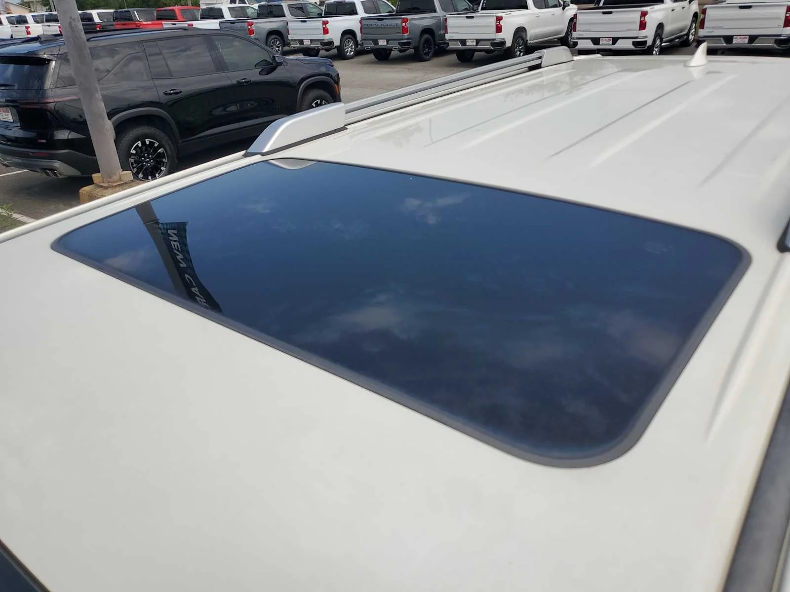 Used 2022 Blizzard Pearl White Toyota Limited image 16