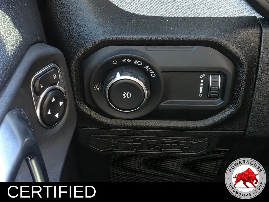 Used 2025 Gray Jeep Sport S image 25