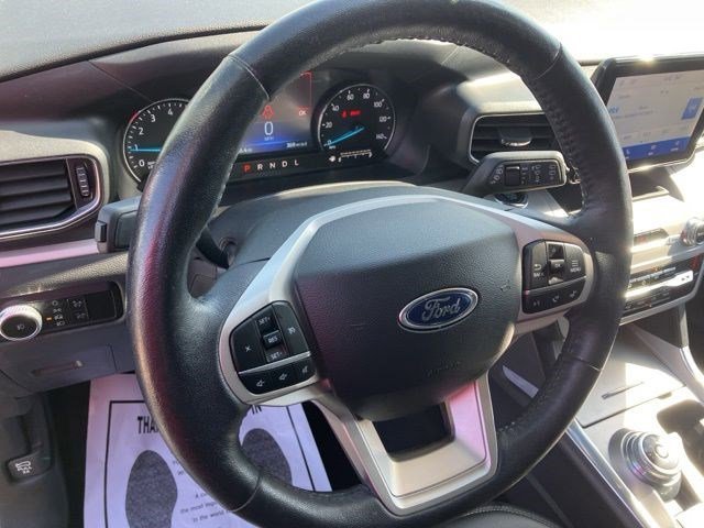 Used 2023 Carbonized Gray Metallic Ford XLT image 13