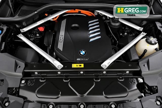 Used 2022 Black Sapphire Metallic BMW xDrive45e image 13