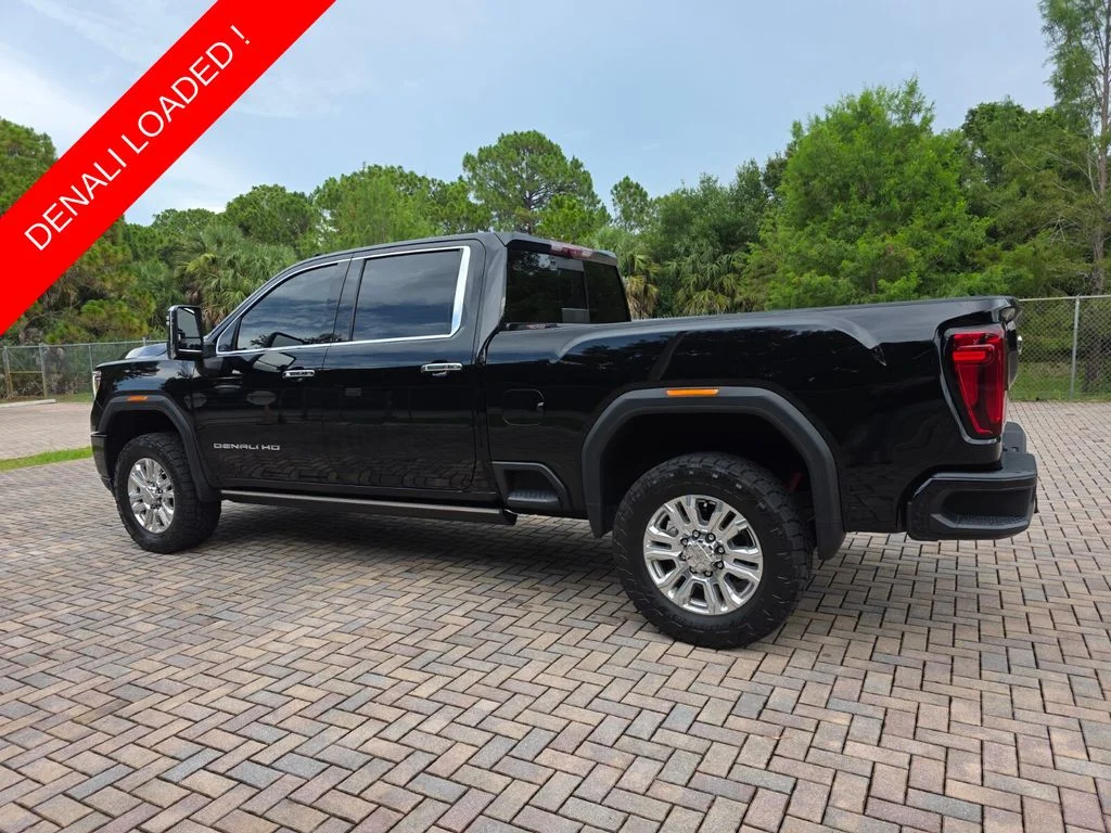Used 2023 Black GMC Denali image 9