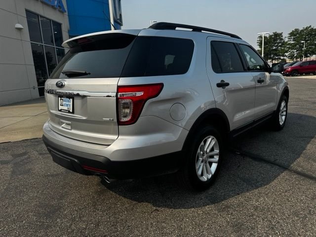 Used 2015 Silver Ford Base image 5