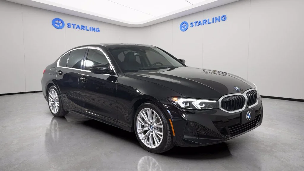 2024 BMW 3 Series 330e - Photo 15