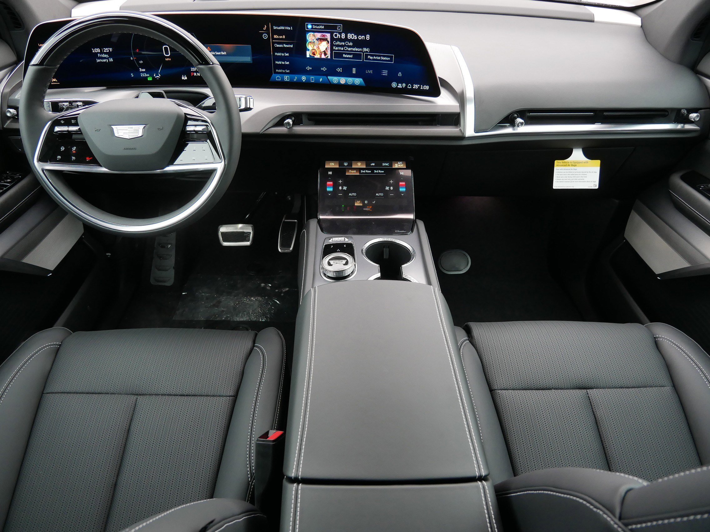 2026 Cadillac VISTIQ Luxury - Photo 8