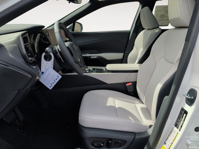 New 2026 Eminent White Pearl Lexus  350 PREMIUM+ AWD image 9