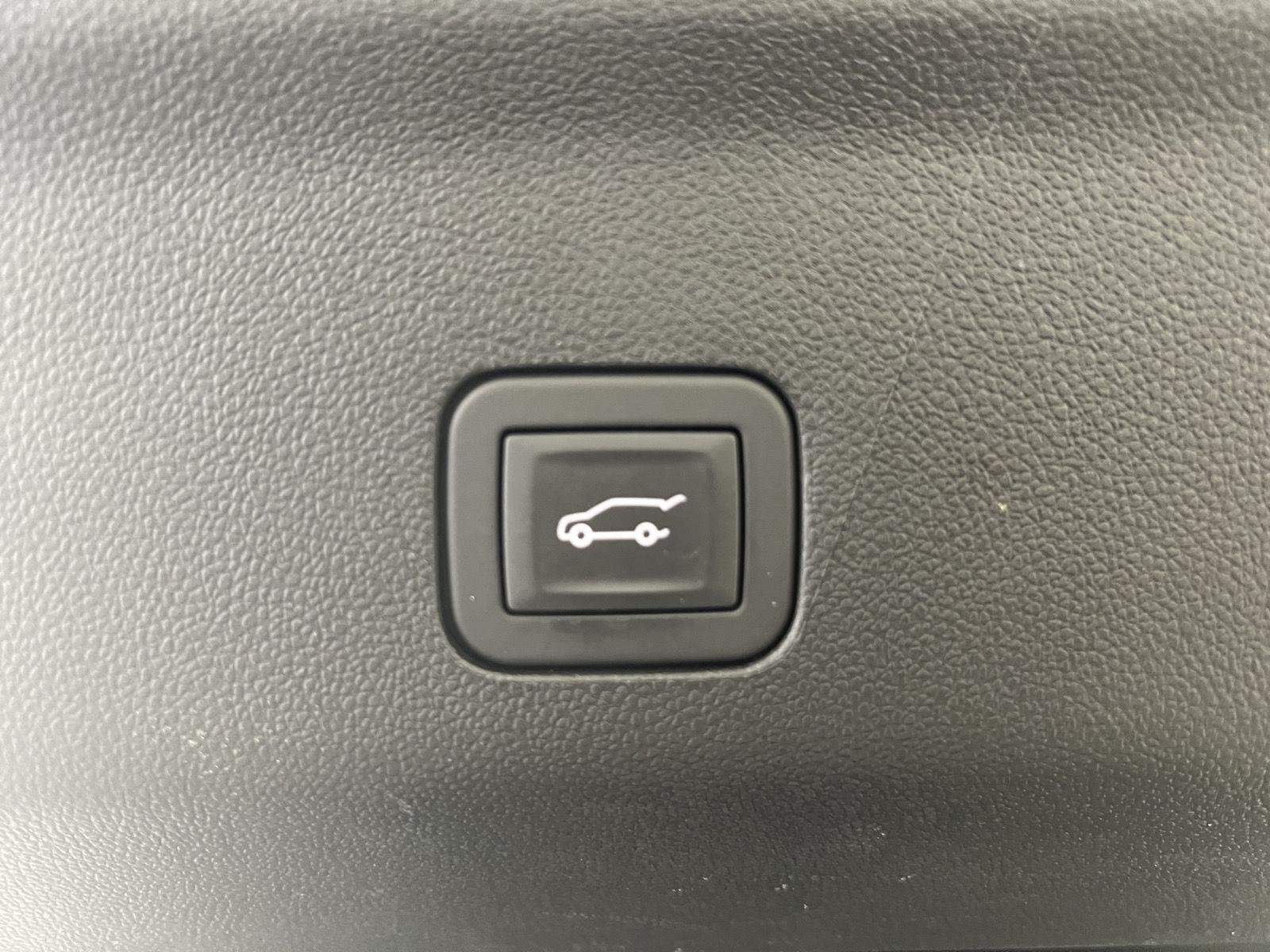 Used 2025 Lakeshore Blue Metallic Chevrolet High Country image 34