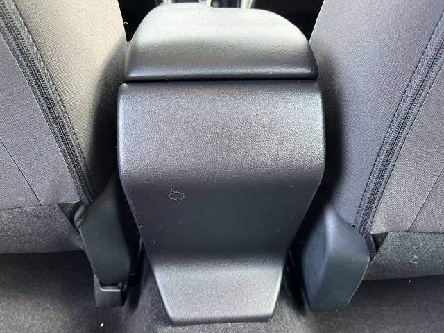 Used 2023 White Subaru Base image 23