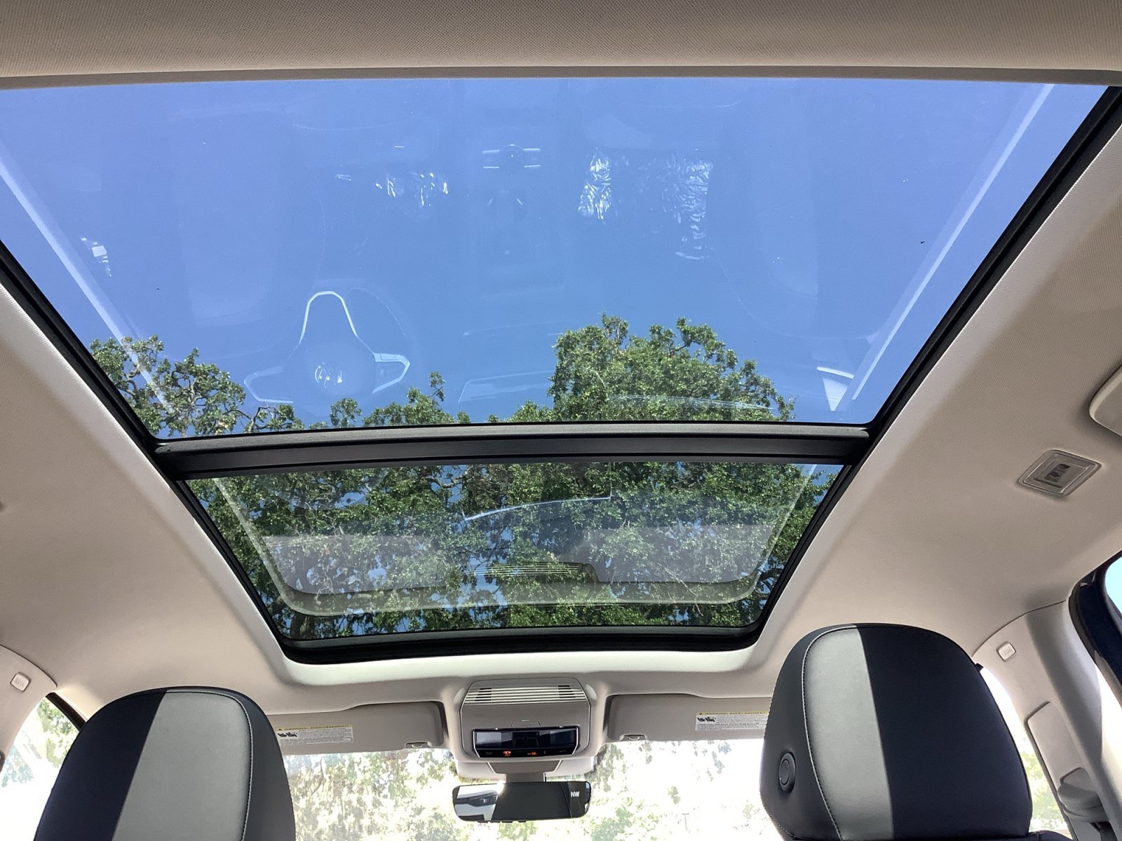 New 2026 MONTEREY BLUE Volkswagen SE image 19
