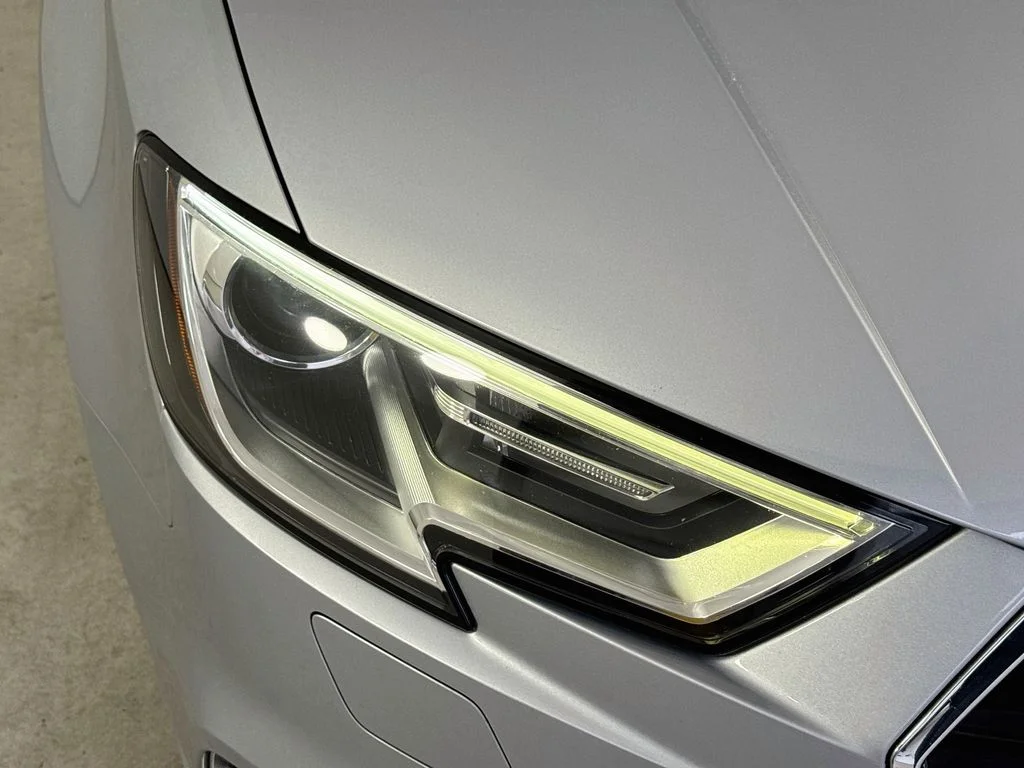 Used 2018 Silver Metallic Audi 2.0T Premium image 39