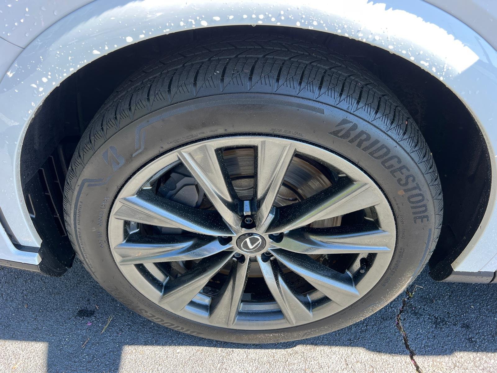Used 2023 Ultra White Lexus 350 F SPORT Handling image 12