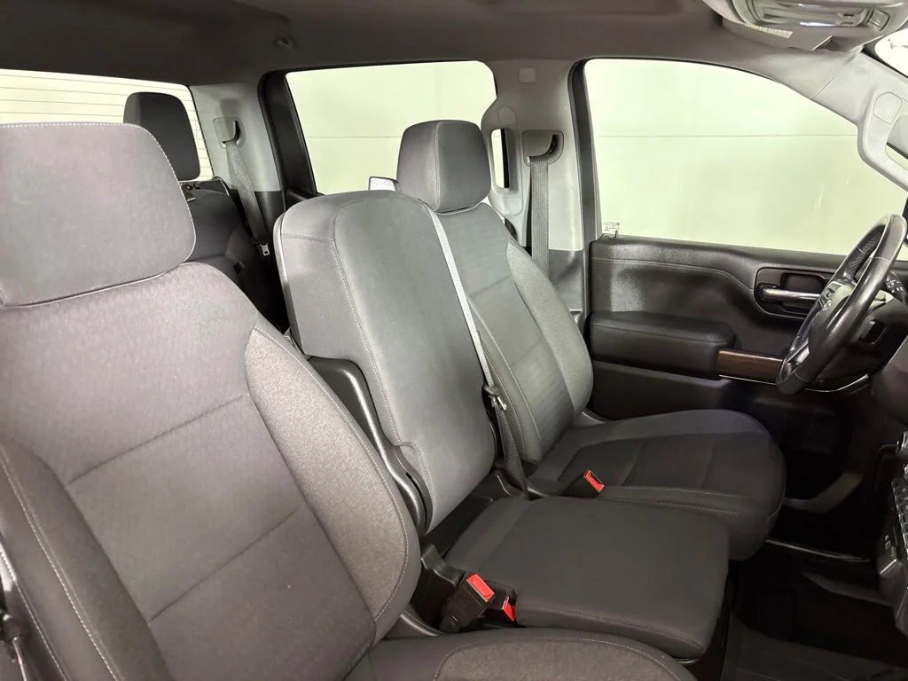 Used 2020 Red Chevrolet RST image 24