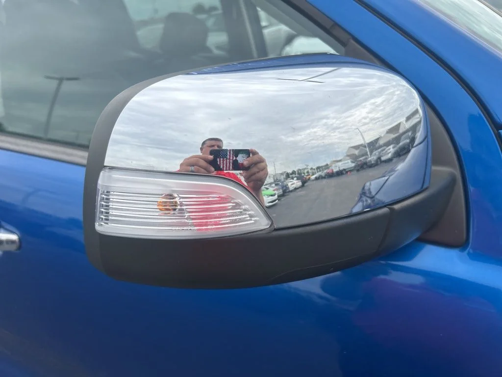Used 2019 Lightning Blue Ford Lariat image 27