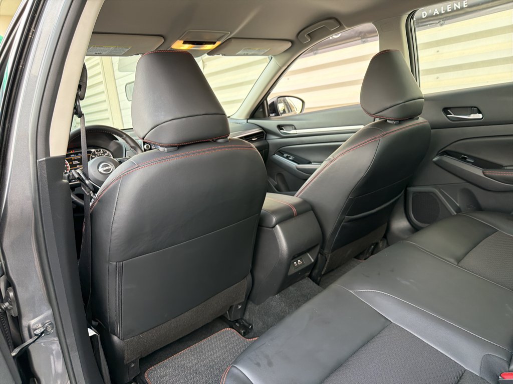 Used 2025 Grey Nissan SR image 13