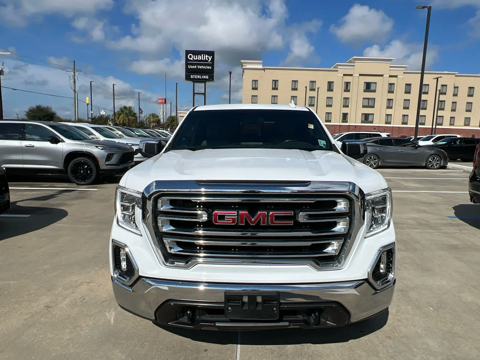 Used 2021 SUMMIT WHITE GMC SLT image 2
