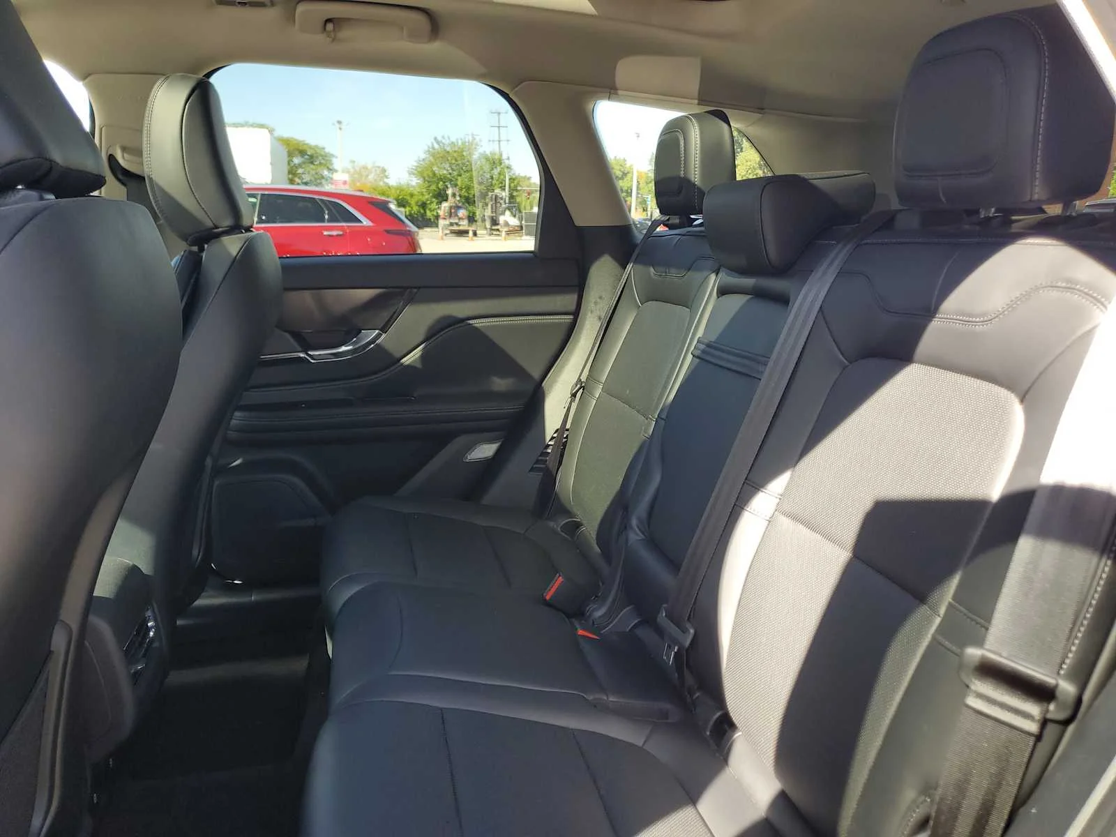 Used 2025 Lucid Red Lincoln Premiere image 10