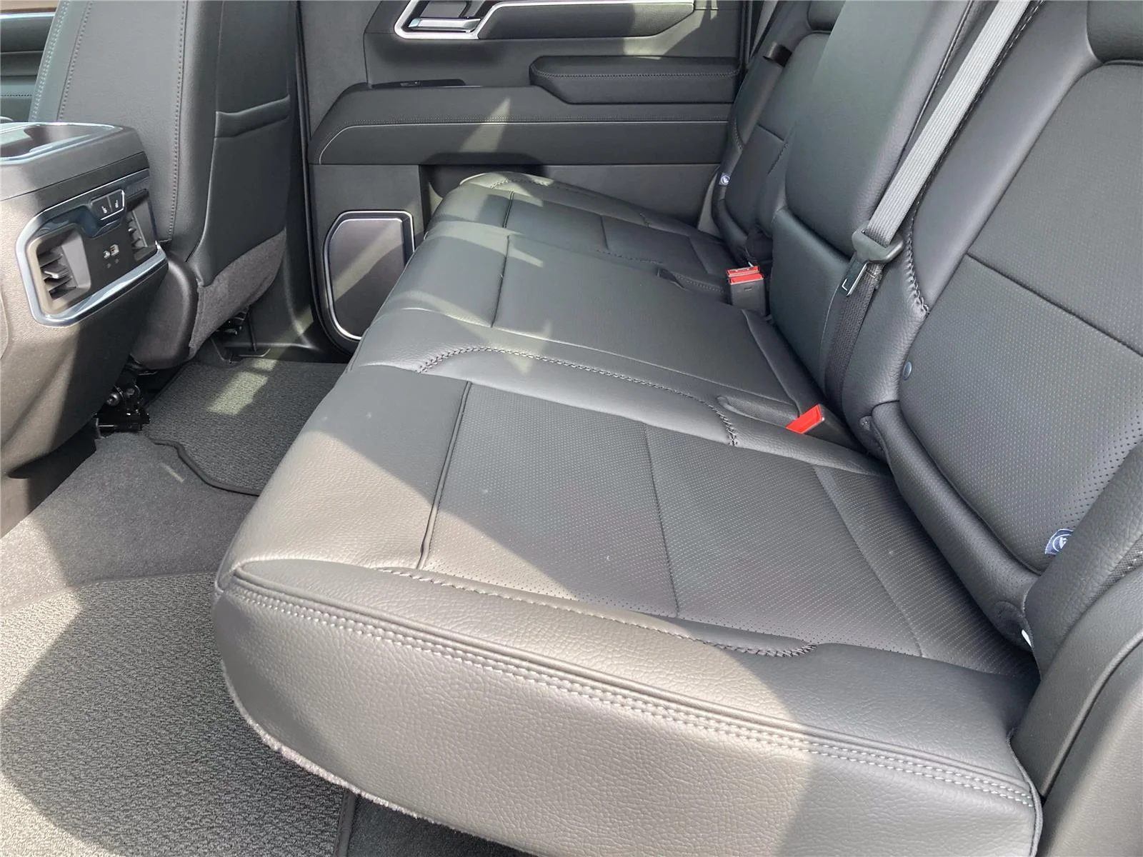 New 2026 Glacier White Tricoat GMC Denali image 26