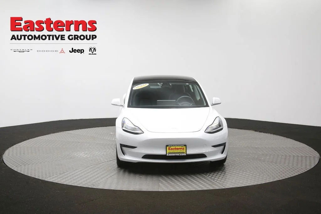 Used 2019 White Tesla Standard Range Plus image 46