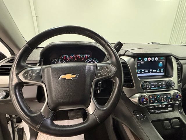 Used 2016 SUMMIT WHITE Chevrolet LT image 23
