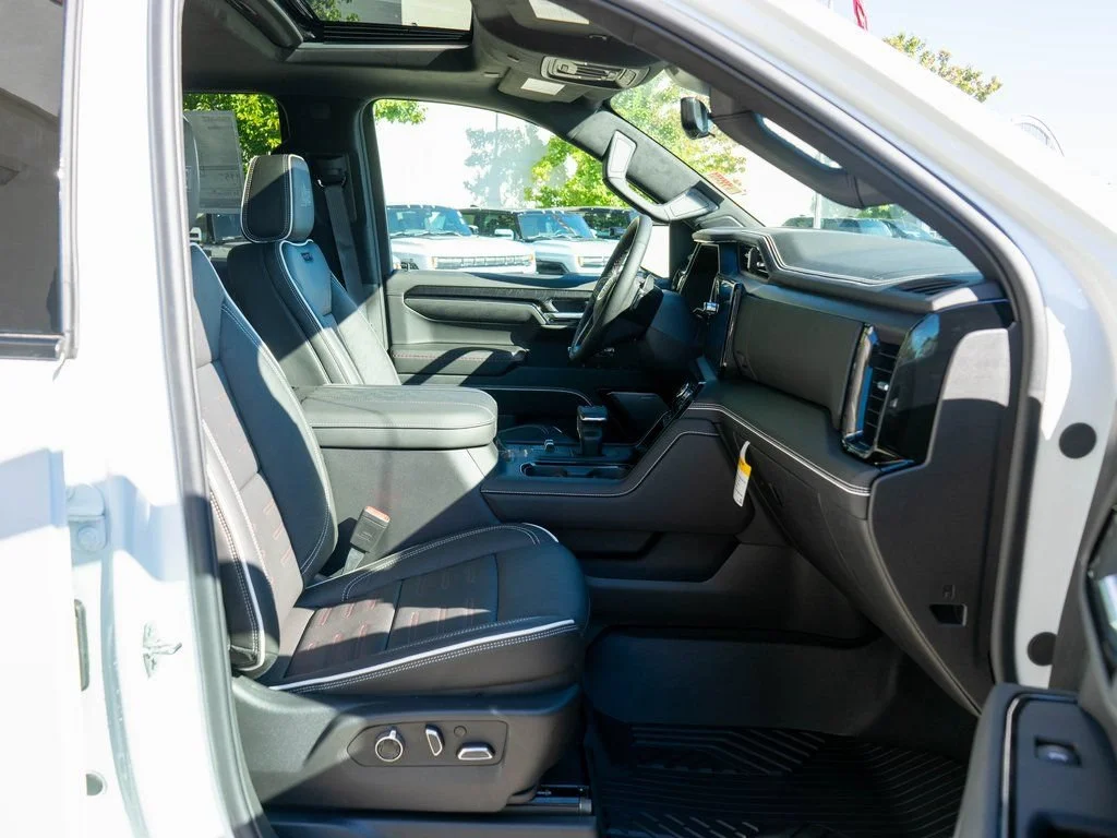 New 2026 Summit White GMC AT4X image 10