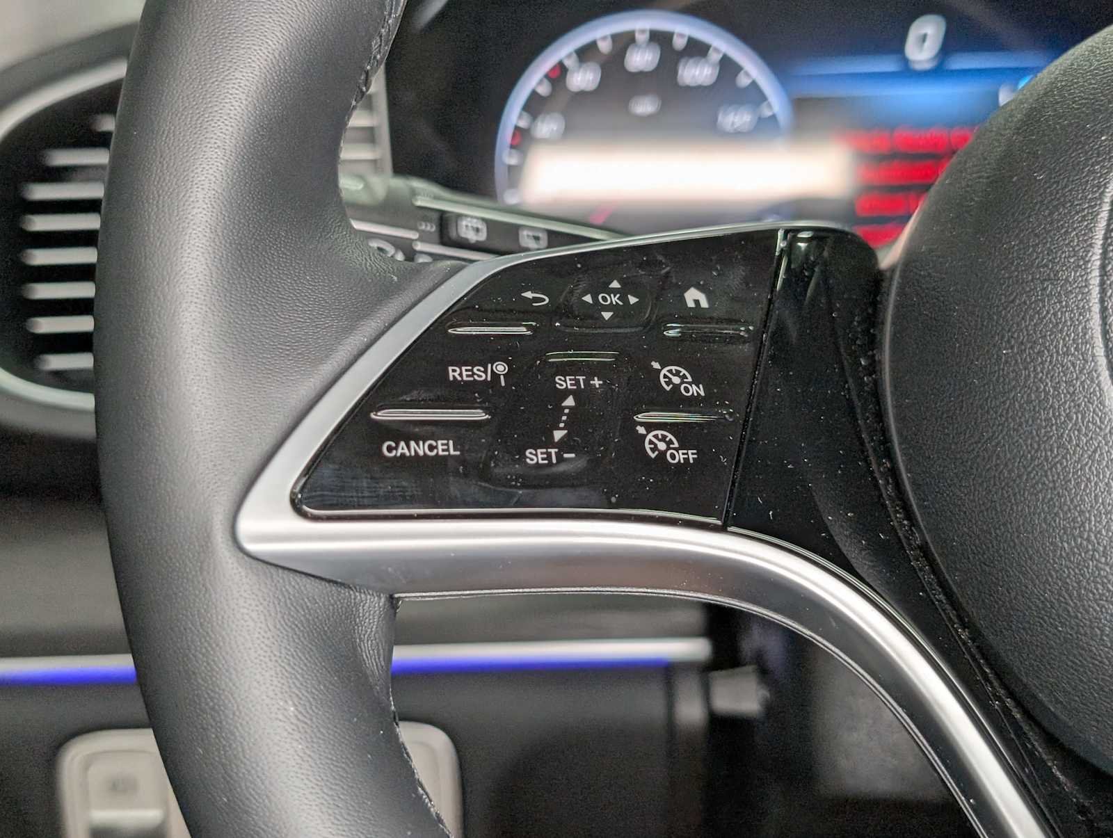 Certified Used 2026  Mercedes-Benz GLE 350 image 35