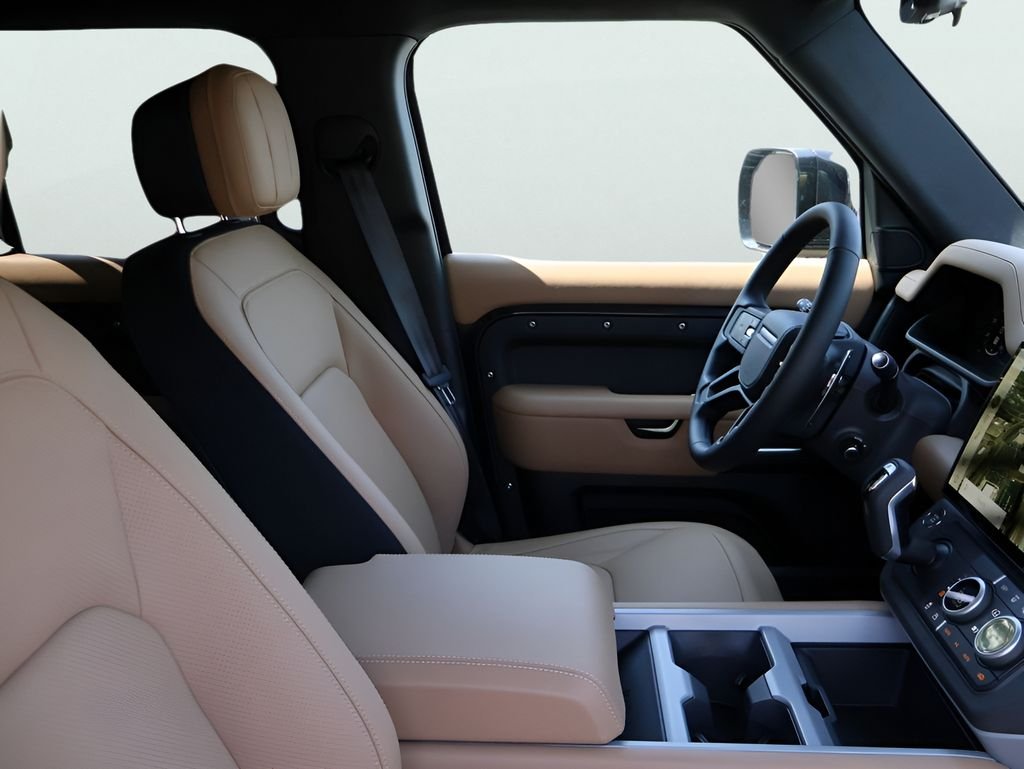 New 2026 Carpathian Grey Land Rover V8 image 8