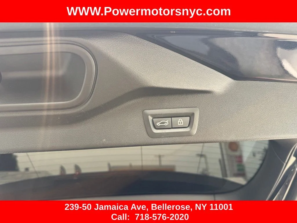 Used 2020 Black BMW M50i image 33