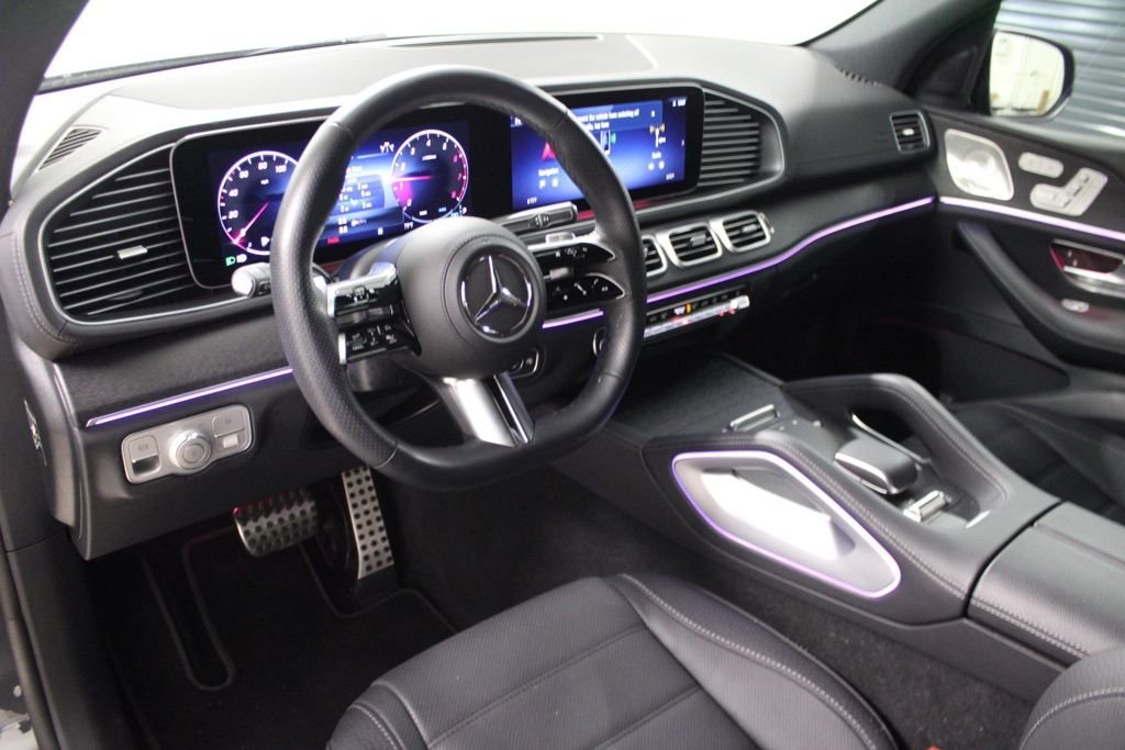 Certified Used 2026  Mercedes-Benz GLS 450 image 16