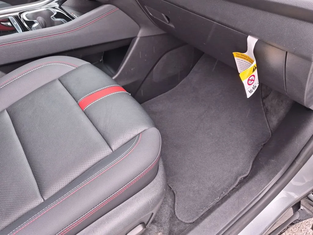 Used 2024 Gray Chevrolet RS image 40