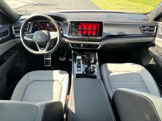 New 2026 Opal White Pearl Volkswagen SEL R-Line Black image 26