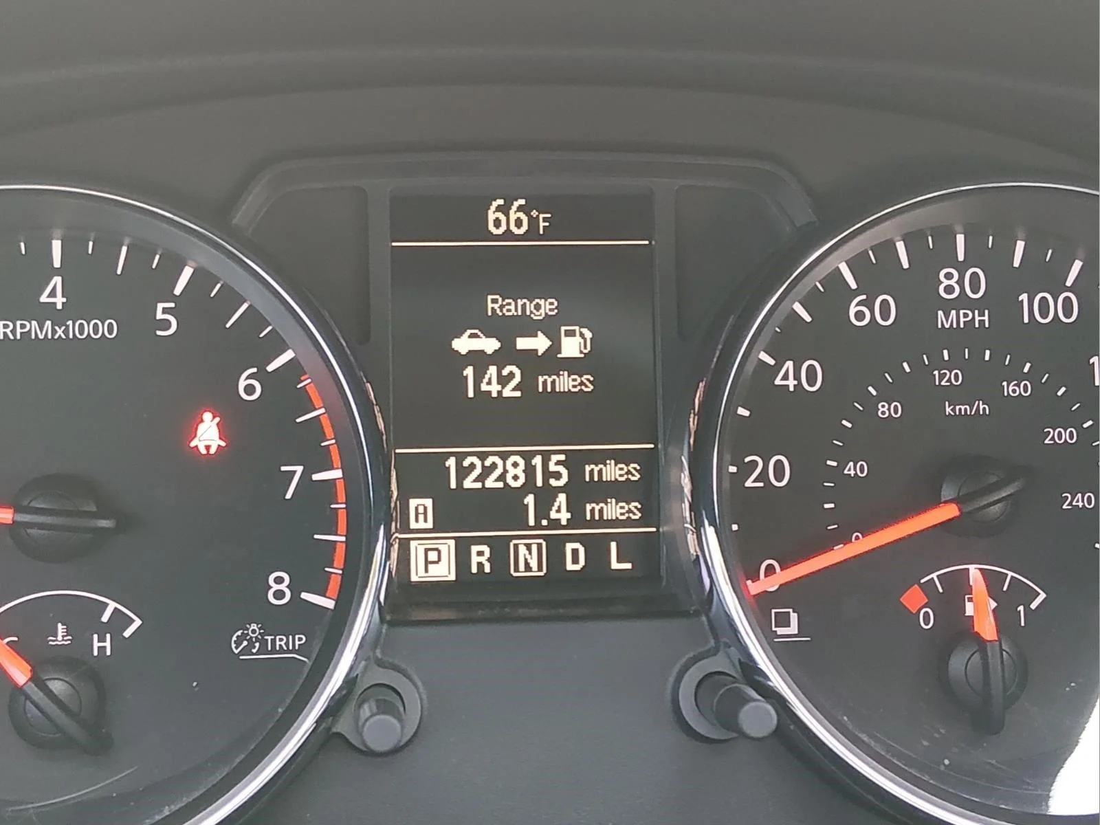 Used 2013 Graphite Blue Nissan S image 30