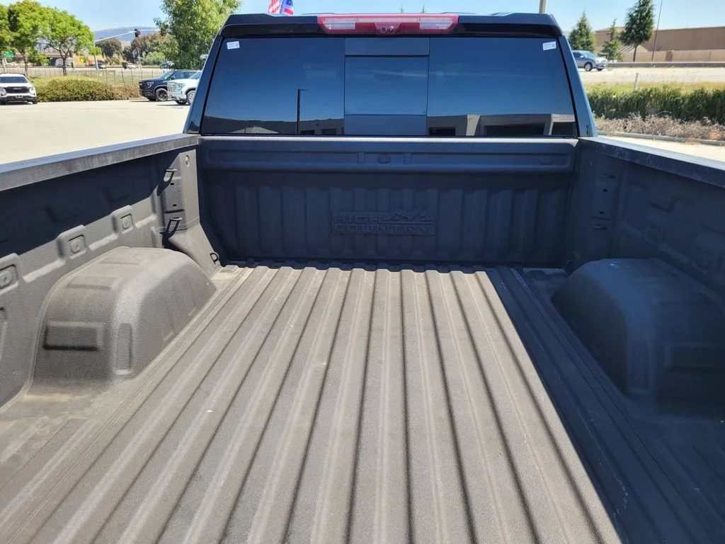 Used 2024 Black Chevrolet High Country image 10