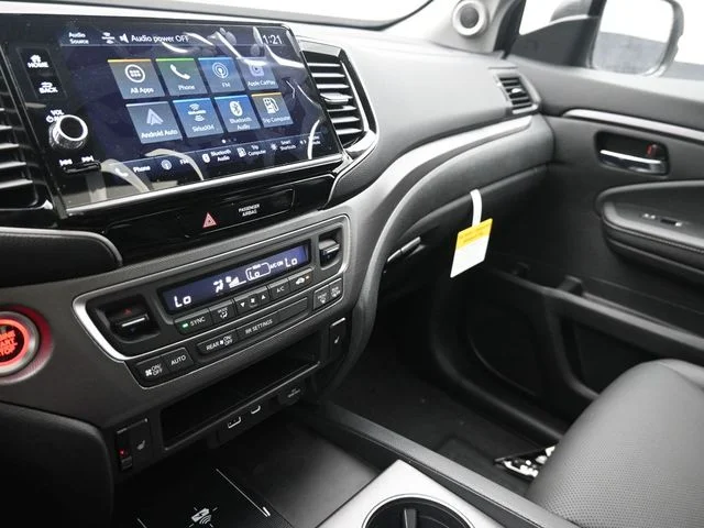 New 2026 Platinum White Pearl Honda RTL image 33